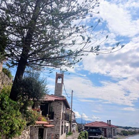 Apartamento Stone Clock'S House Nafpaktos Exterior foto